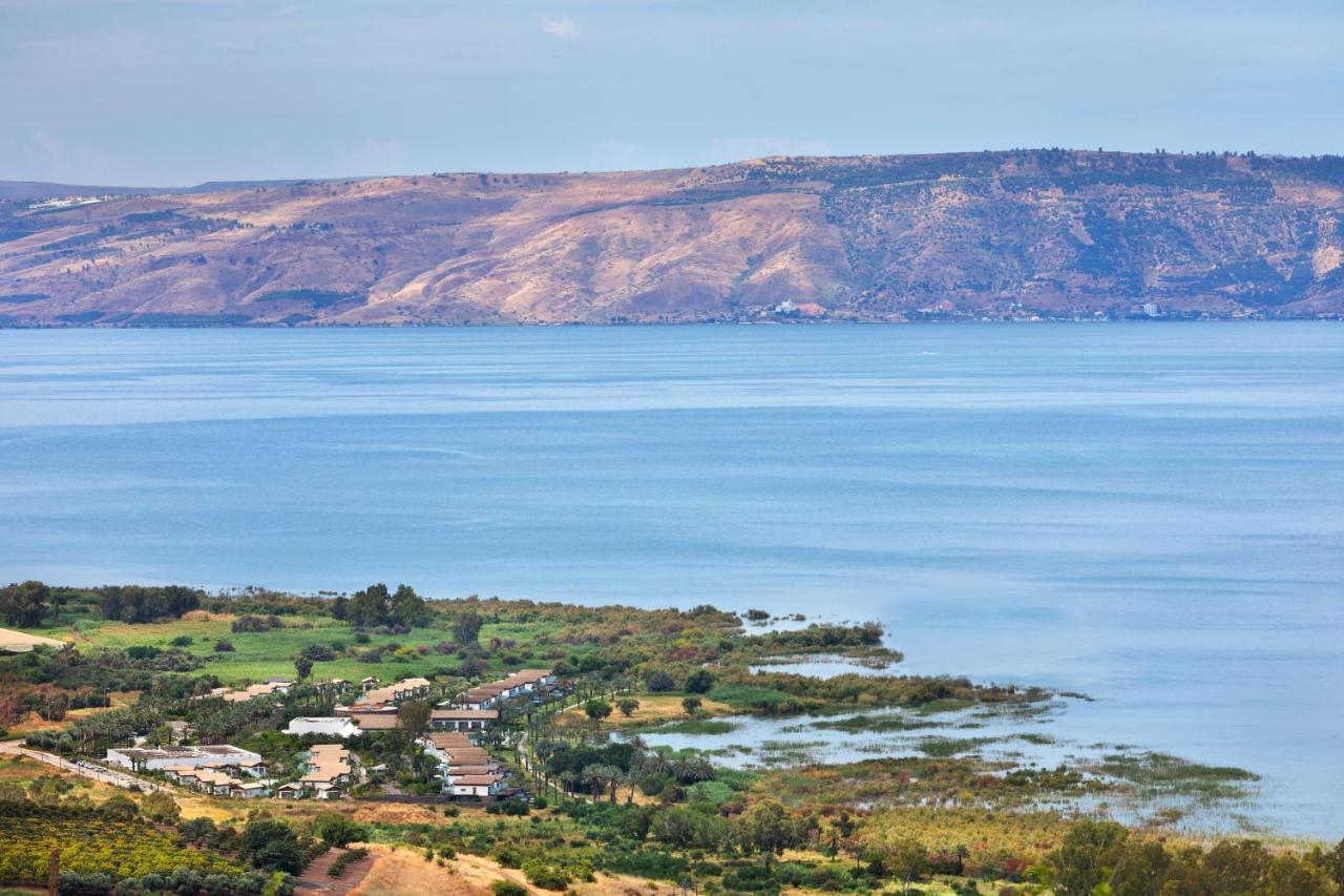 The Setai Sea Of Galilee Hotell Ein Gev Exteriör bild